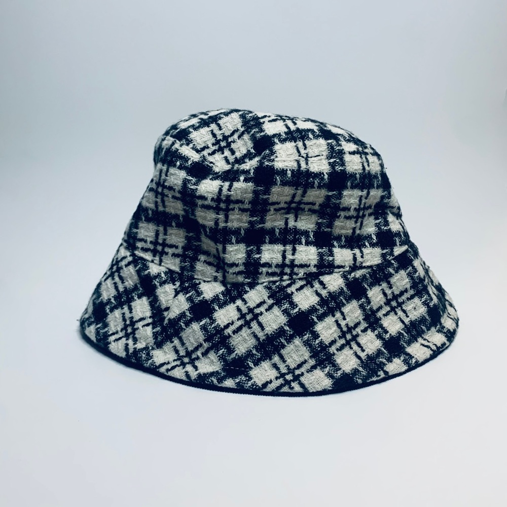 Marcus Adler Plaid Blk & Ivory Bucket hat